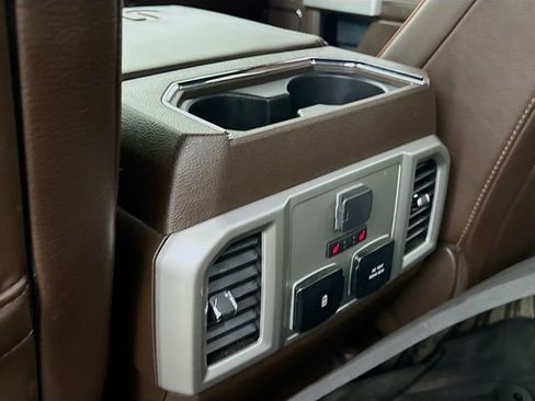 Used 2022 Ford F350 King Ranch AWD/4WD image 23