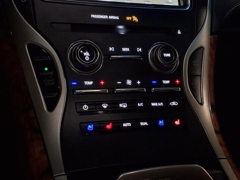 Used 2019 Lincoln Nautilus Reserve image 25