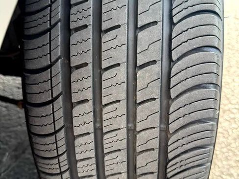 Used 2011 Hyundai Veracruz Limited image 11