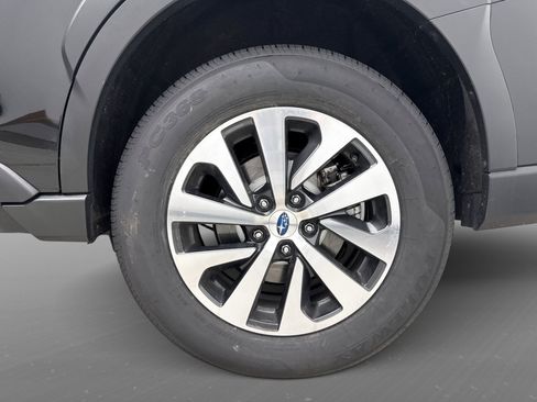Used 2024 Subaru Outback Premium AWD/4WD image 25