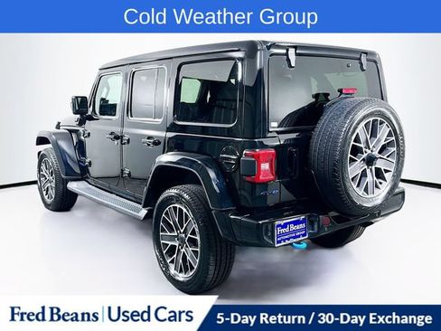 Used 2021 Jeep Wrangler Unlimited Sahara AWD/4WD image 6