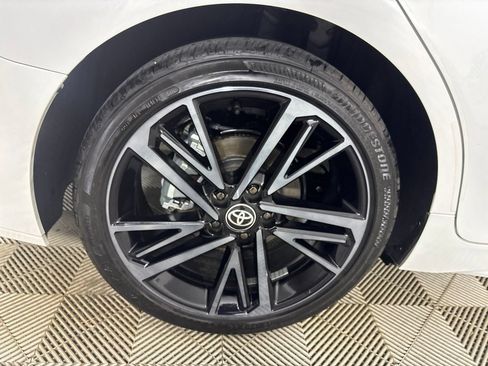 Used 2025 Toyota Camry XSE FWD image 34
