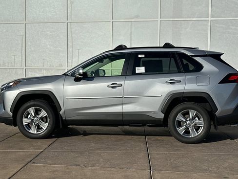 New 2025 Toyota RAV4 LE image 7