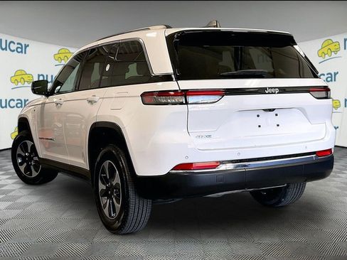 Used 2023 Jeep Grand Cherokee 4WD 4xe image 4