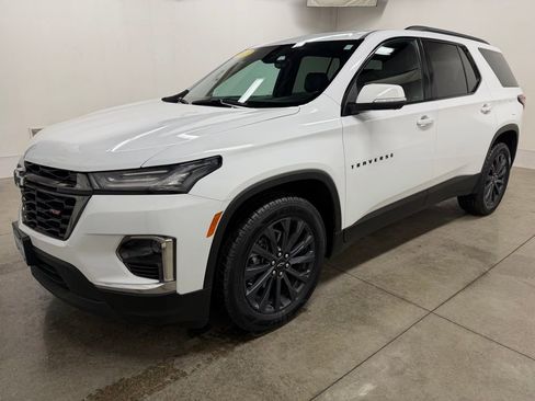 Certified 2023 Chevrolet Traverse RS w/ LPO, Floor Liner Package image 9