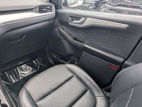 Used 2020 Ford Escape SEL image 14
