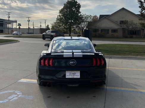 Used 2019 Ford Mustang GT Premium w/ Equipment Group 401A image 7