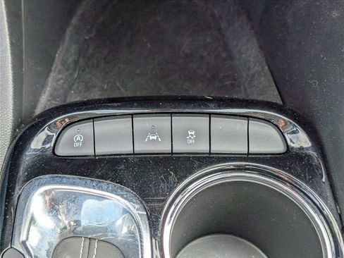 Used 2023 Buick Encore GX Essence w/ Experience Buick Package image 26