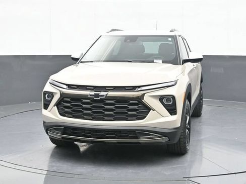 New 2026 Chevrolet TrailBlazer ACTIV w/ Convenience Package FWD image 2