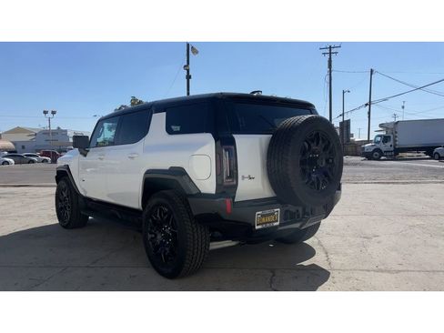 New 2026 GMC Hummer EV SUV AWD/4WD image 9
