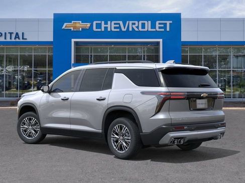 New 2026 Chevrolet Traverse LT w/ Driver Confidence Package image 3