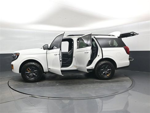 Used 2025 Ford Expedition Tremor image 51