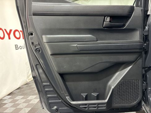 Used 2025 Toyota Tacoma SR5 AWD/4WD image 19