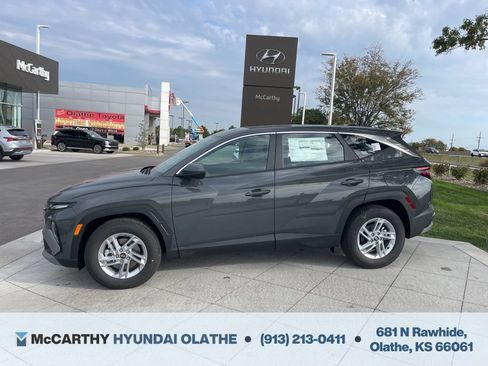 Used 2026 Hyundai Tucson SE FWD image 10