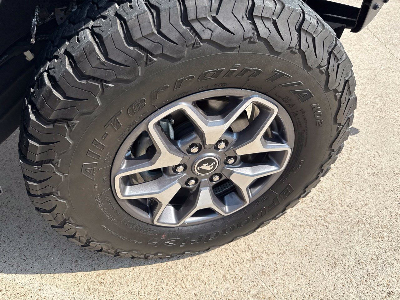 Used 2024 Ford Bronco Badlands AWD/4WD image 16