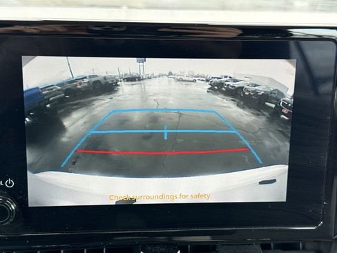 Used 2023 Toyota Corolla LE image 14