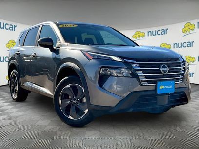Used 2024 Nissan Rogue SV