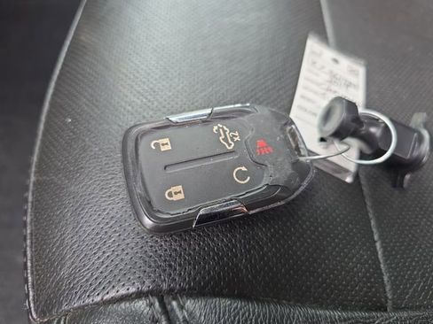 Used 2019 Chevrolet Silverado 1500 LTZ image 28