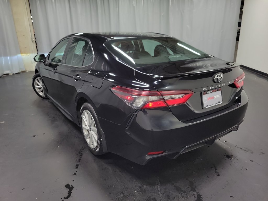 Used 2024 Toyota Camry SE FWD image 6