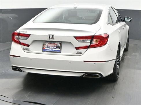 Certified 2022 Honda Accord Touring image 5