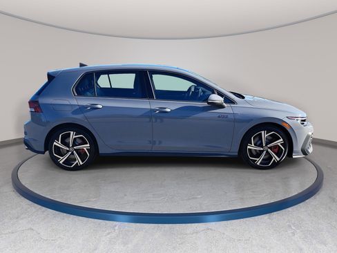 New 2026 Volkswagen GTI SE FWD image 4