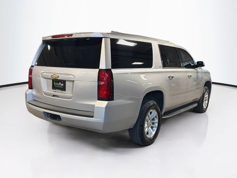 Used 2018 Chevrolet Suburban LT AWD/4WD image 9