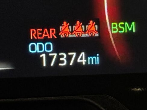 Used 2025 Toyota RAV4 XLE image 42