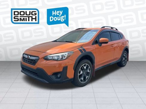 Used 2020 Subaru Crosstrek 2.0i Premium w/ Moonroof Package 2 AWD/4WD image 1