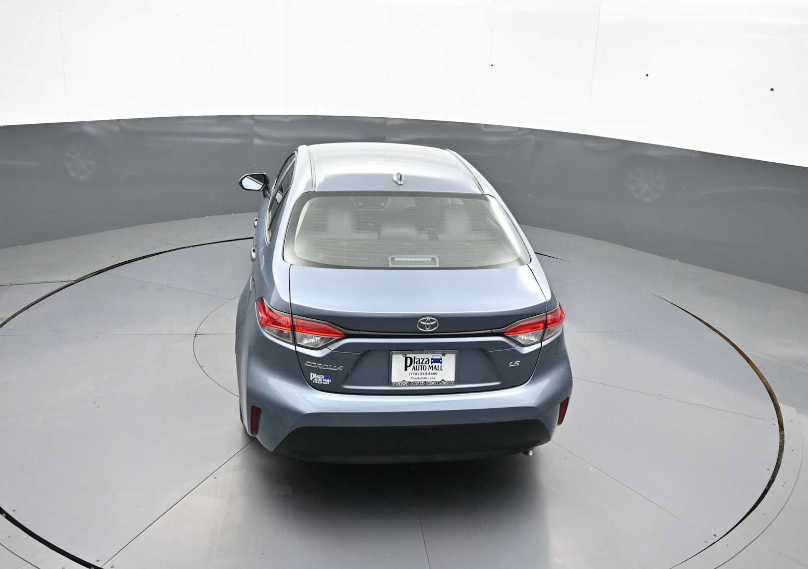 Used 2025 Toyota Corolla LE FWD image 37
