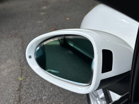 Used 2018 Porsche Macan Sport Edition w/ Driver Memory Package image 15