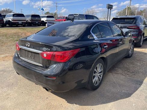 Used 2015 INFINITI Q50 2.0t w/ Moonroof Package image 5