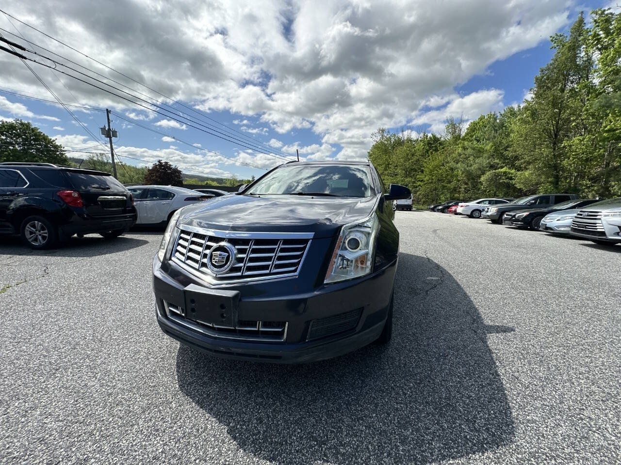 Used 2014 Cadillac SRX Luxury w/ Driver Awareness Package AWD/4WD image 2