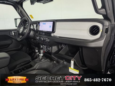 New 2025 Jeep Gladiator Sport image 30