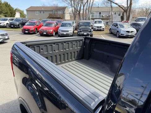 Used 2023 Ford Ranger Lariat w/ Equipment Group 501A High AWD/4WD image 17