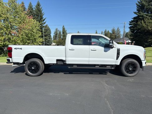 New 2026 Ford F350 XLT w/ XLT Premium Package image 3