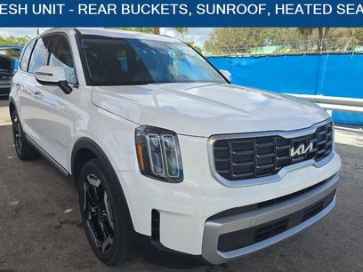 Used 2025 Kia Telluride S
