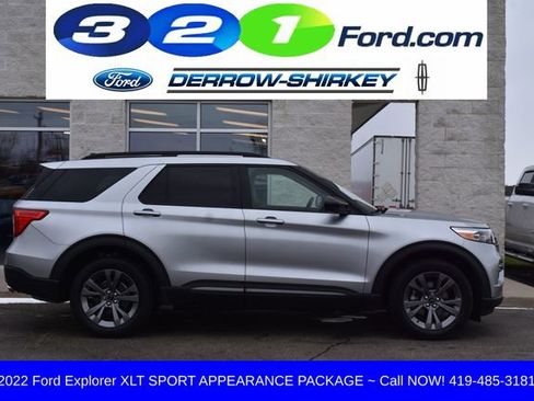 Used 2022 Ford Explorer XLT w/ Equipment Group 202A image 3