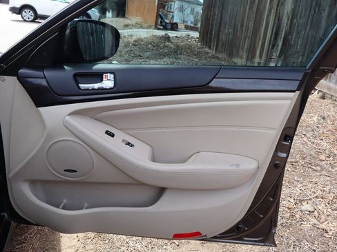 Used 2014 Kia Cadenza Premium w/ Luxury Package image 26