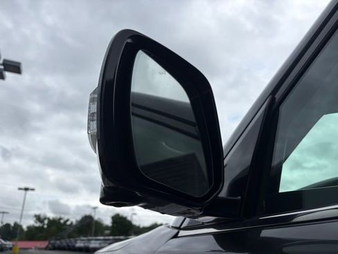 Used 2024 INFINITI QX80 Luxe AWD/4WD image 14