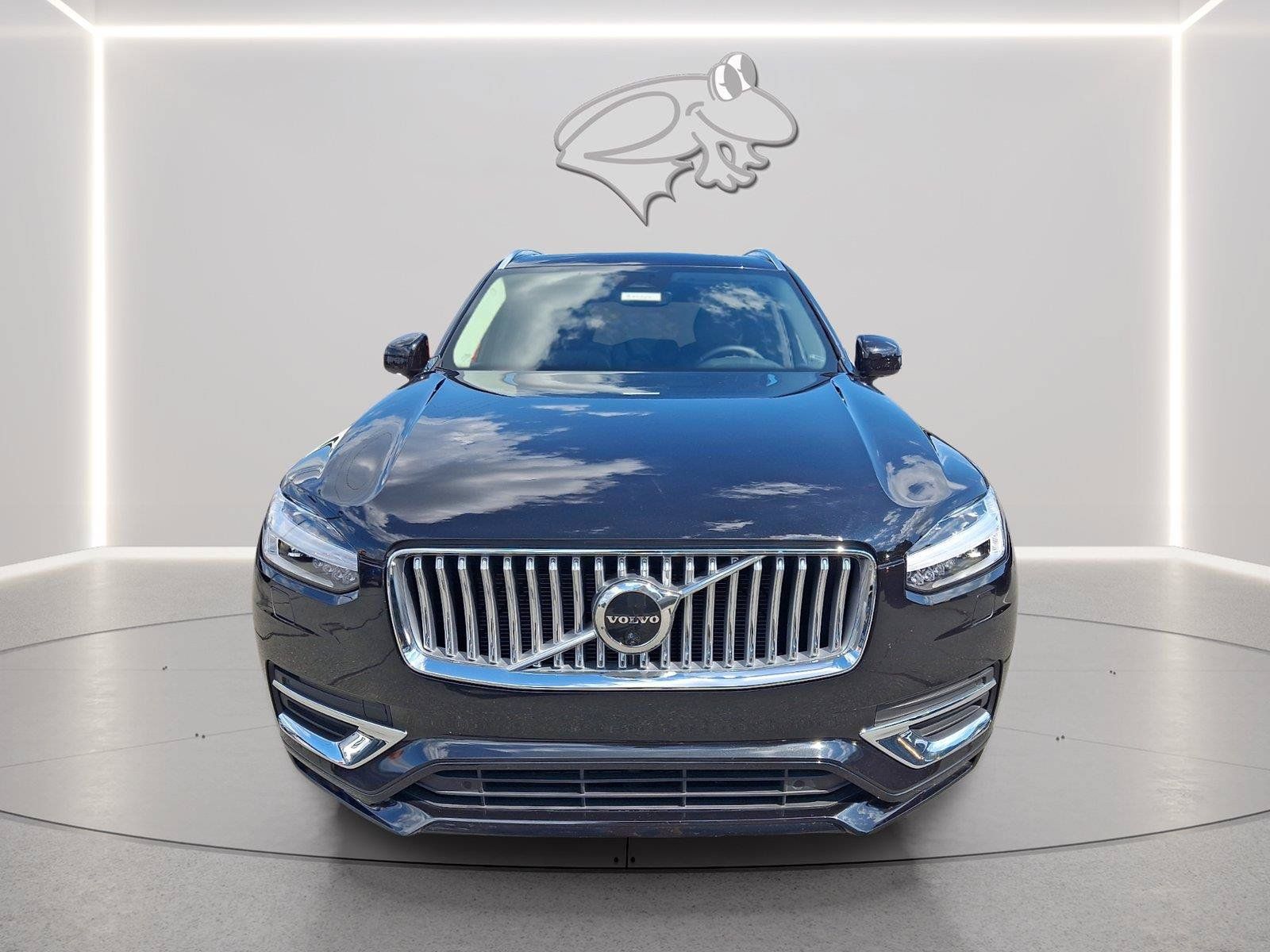 Used 2023 Volvo XC90 B5 Plus w/ Protection Package Premier AWD/4WD image 7