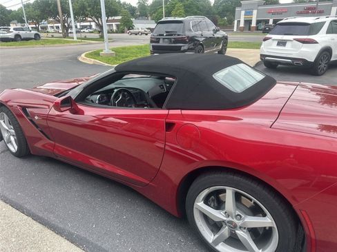Used 2015 Chevrolet Corvette Stingray Convertible RWD image 19