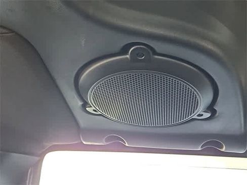 Used 2012 Jeep Wrangler Unlimited Sahara image 29