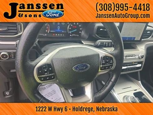 Used 2023 Ford Explorer XLT w/ Equipment Group 202A AWD/4WD image 8