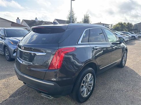 Used 2018 Cadillac XT5 Luxury image 6