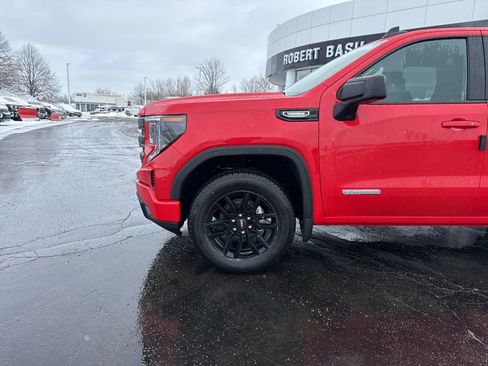 New 2026 GMC Sierra 1500 Elevation image 5