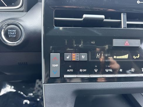 Used 2019 Toyota Avalon Touring image 23