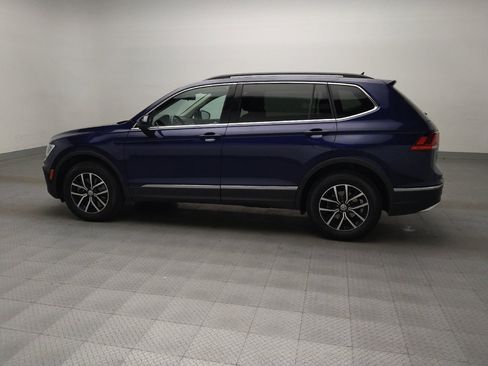 Used 2021 Volkswagen Tiguan SE image 3