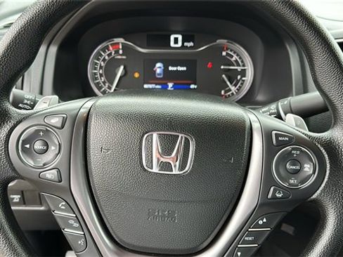 Used 2023 Honda Ridgeline Sport image 10