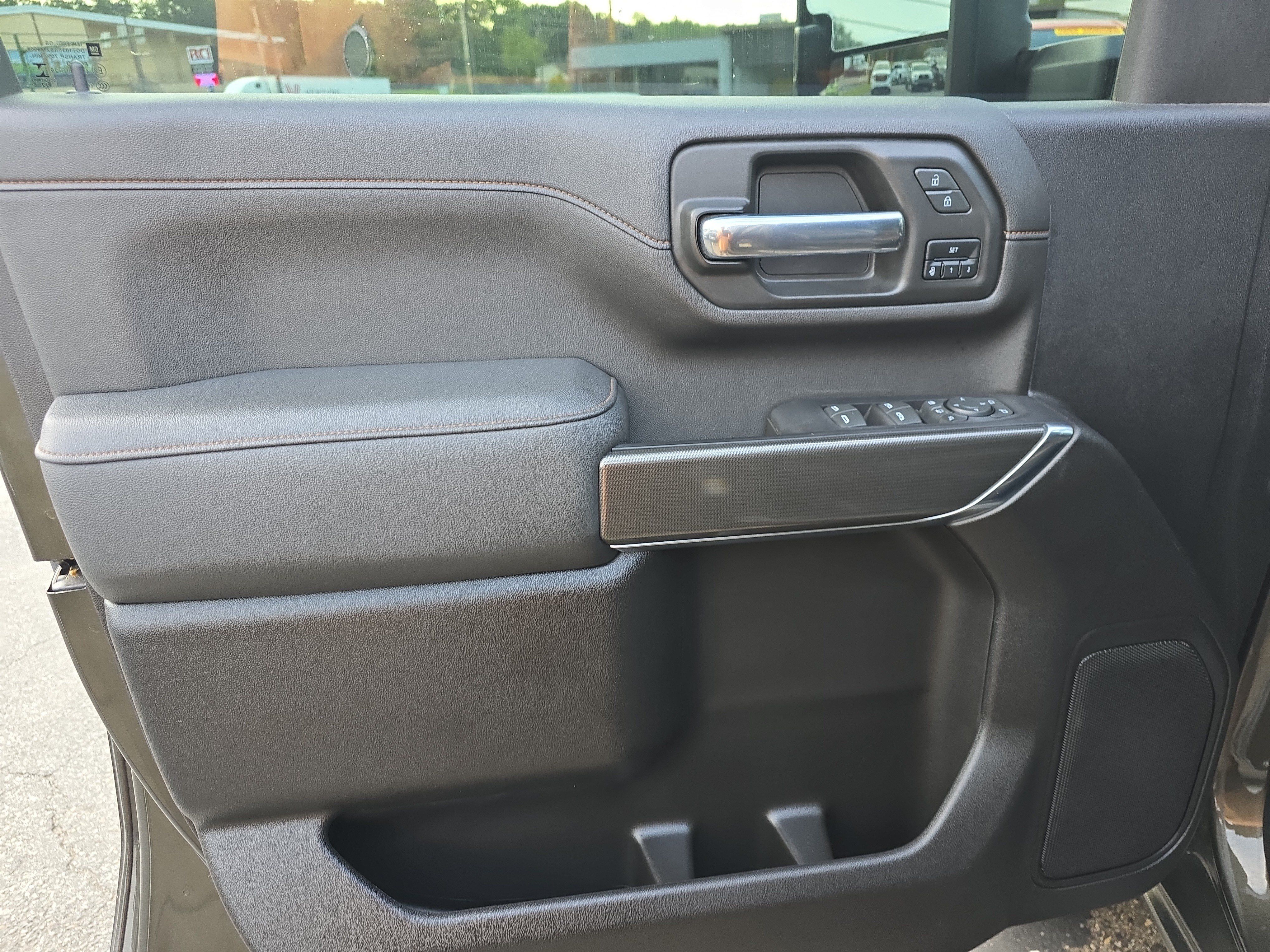 Used 2023 GMC Sierra 2500 AT4 w/ Gooseneck/5TH Wheel Package AWD/4WD image 23