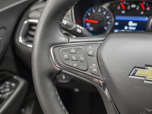 Used 2024 Chevrolet Equinox Premier w/ LPO, Floor Liner Package image 19